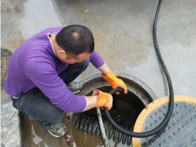 龙湾区滨海机场专业地下管道疏通清理阴沟化粪池抽粪等